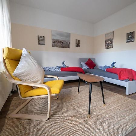 Ferienwohnung Fullhouse - Zwickau - L12 - 2 Single Beds - Nespresso - Smarttv Exterior foto