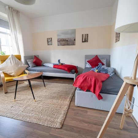 Ferienwohnung Fullhouse - Zwickau - L12 - 2 Single Beds - Nespresso - Smarttv Exterior foto