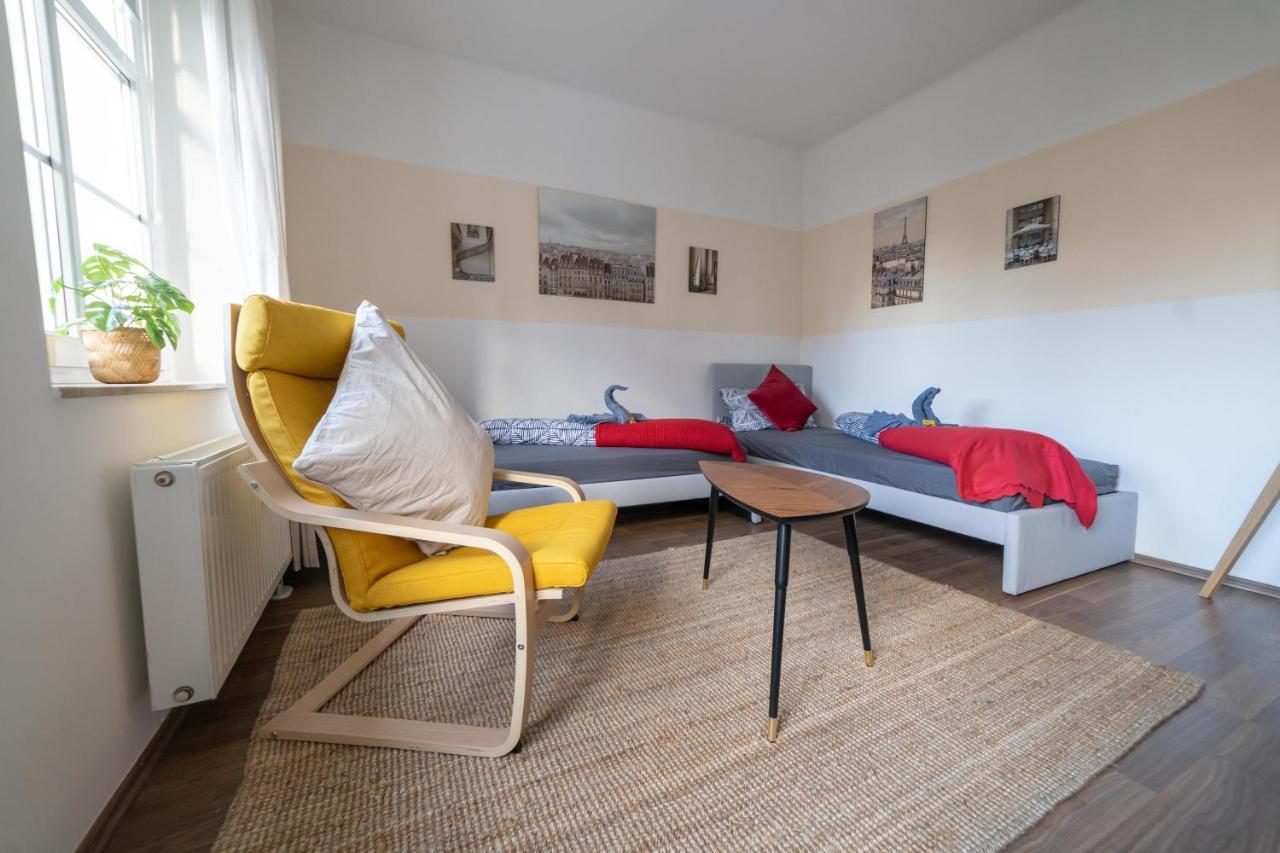 Ferienwohnung Fullhouse - Zwickau - L12 - 2 Single Beds - Nespresso - Smarttv Exterior foto