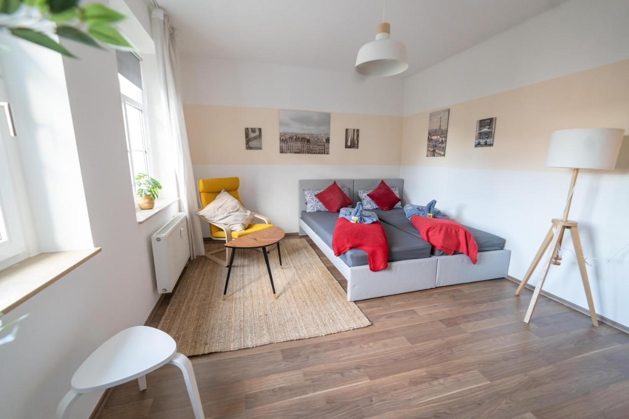Ferienwohnung Fullhouse - Zwickau - L12 - 2 Single Beds - Nespresso - Smarttv Exterior foto